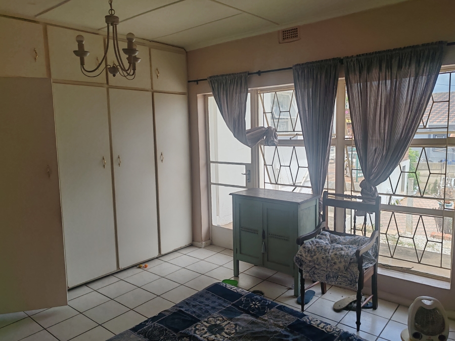 4 Bedroom Property for Sale in Heuwelkruin Eastern Cape